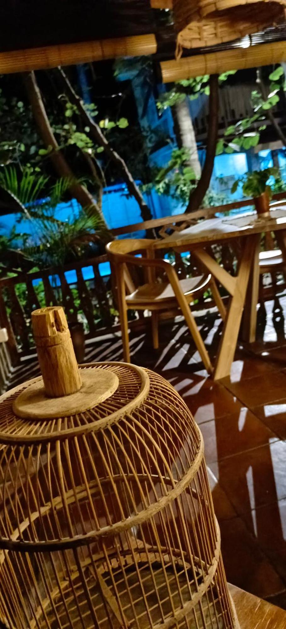 Villas Light House - Eco-Traditional Joglo Gili Trawangan Exterior photo